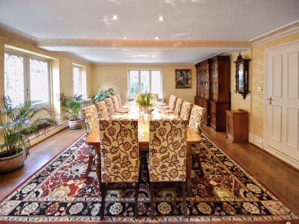 7 bed property in Wise Lane, Mill Hill